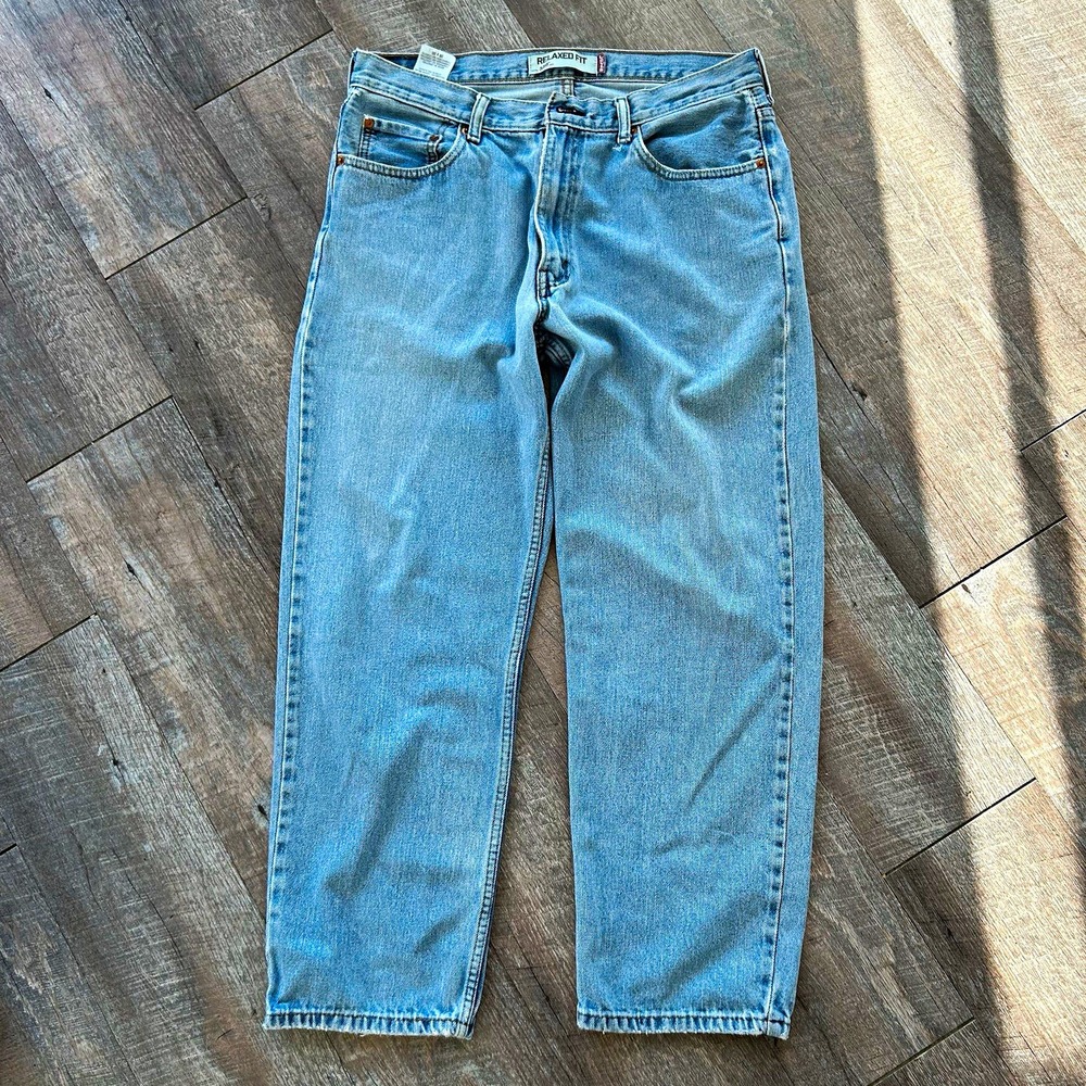 Levi's 550 Relaxed Fit Jeans Mens 36x29 Y2K Light Wash Denim Made in Lesotho